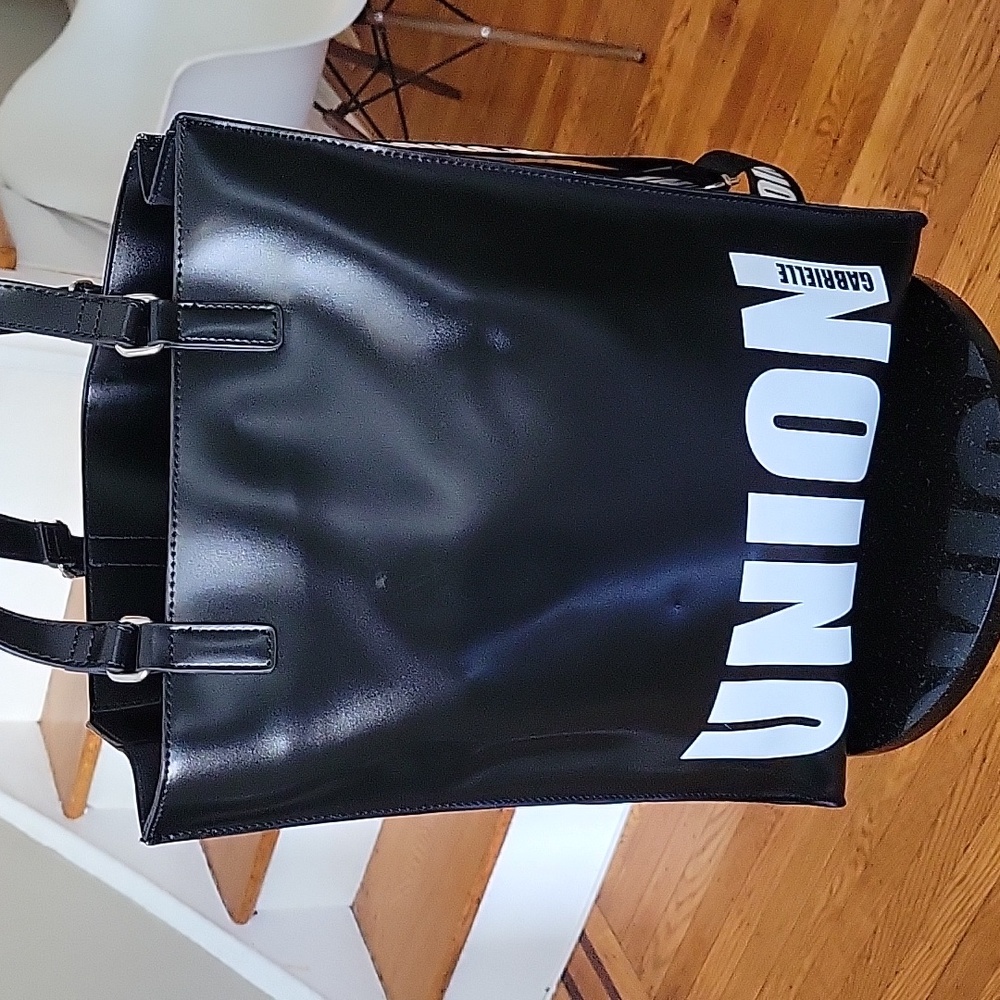 New York & Co - Gabrielle Union Tote